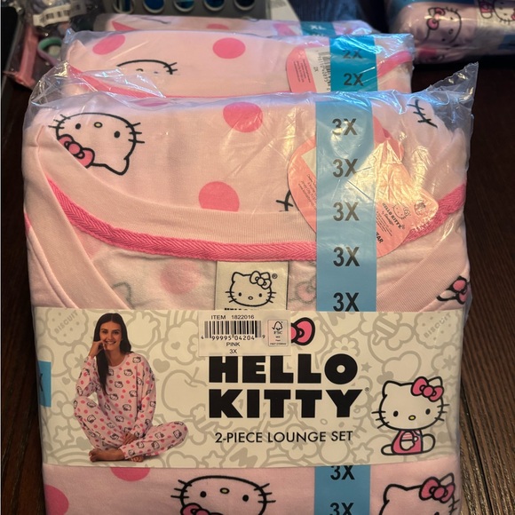 Hello Kitty Other - Women's Hello Kitty Pajamas Set -  2XL, 3XL